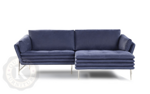 Mater Familias Sectional