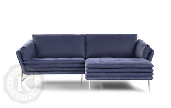 Mater Familias Sectional