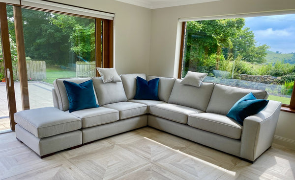 Dara Sectional