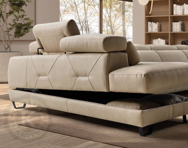 Cinthia Sectional