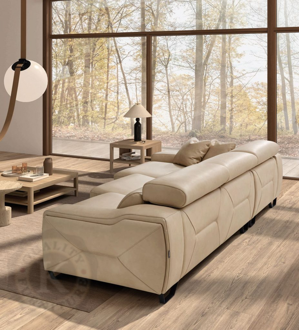 Cinthia Sectional