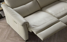 Load image into Gallery viewer, Astuzia C068LR Recliner