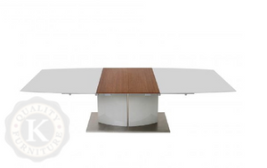 Dolcedo Extendable Dining